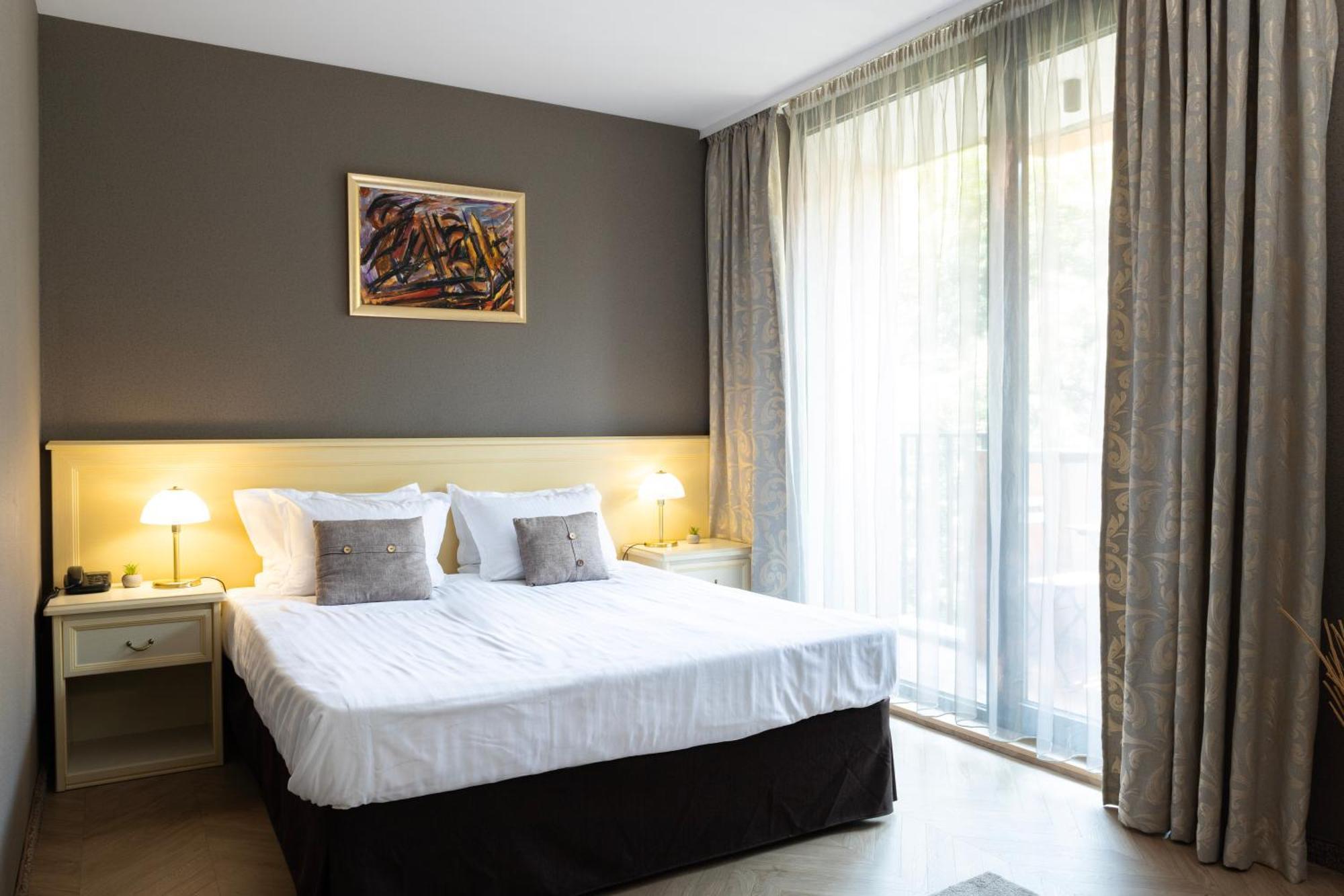 St. George Hotel Sofia Bagian luar foto