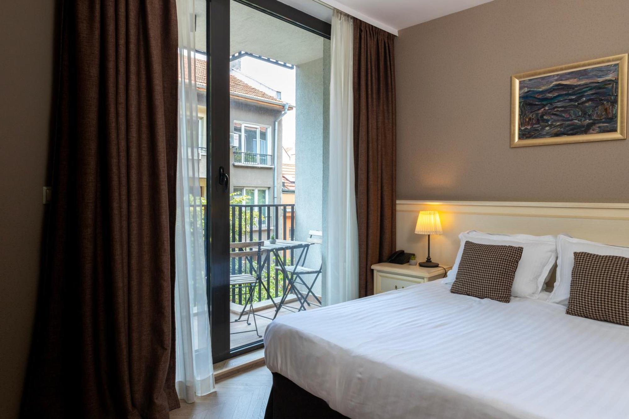 St. George Hotel Sofia Bagian luar foto